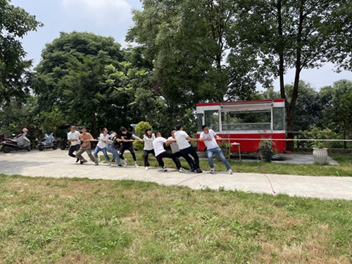 �����l(f��)չ��˾���ж��^�M(j��n)�����h������������l(f��)չ��˾�_չ����(hu��)���(d��ng)